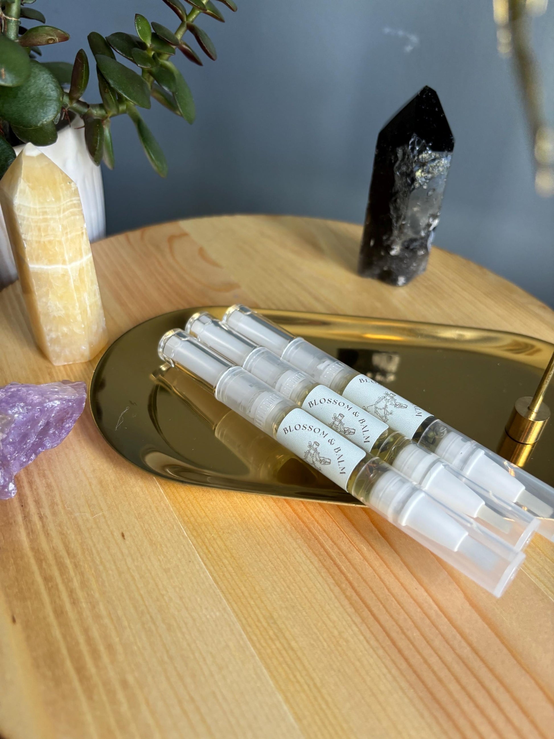 Lavender Cuticle Oil Pen, Travel Sized Nail Oil