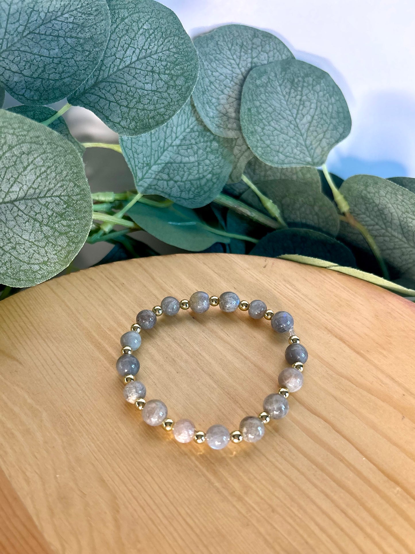 Labradorite & 14k Gold Bracelet - 6mm