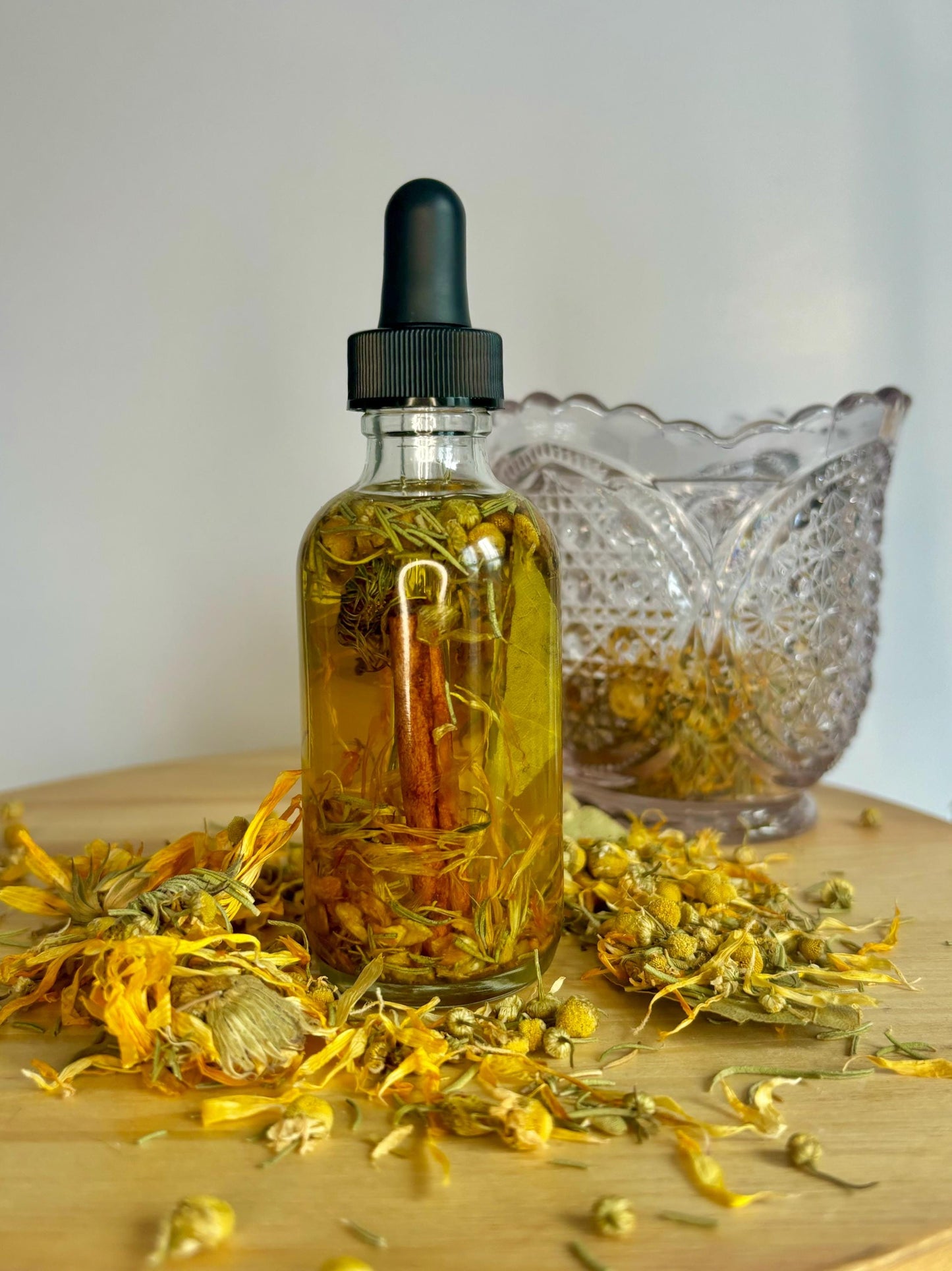 Manifestation Spell Oil 2 oz.| Anointing & Ritual Oil